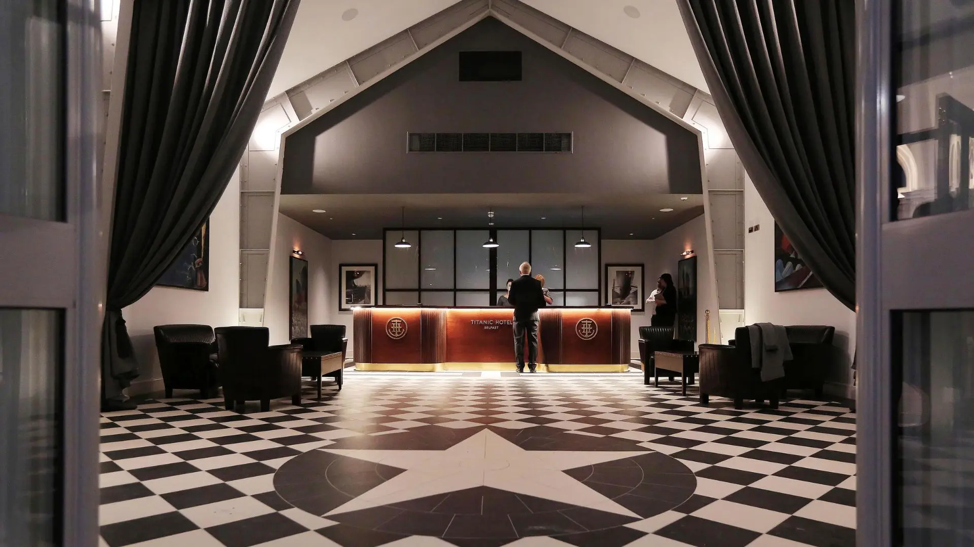 Titanic reception