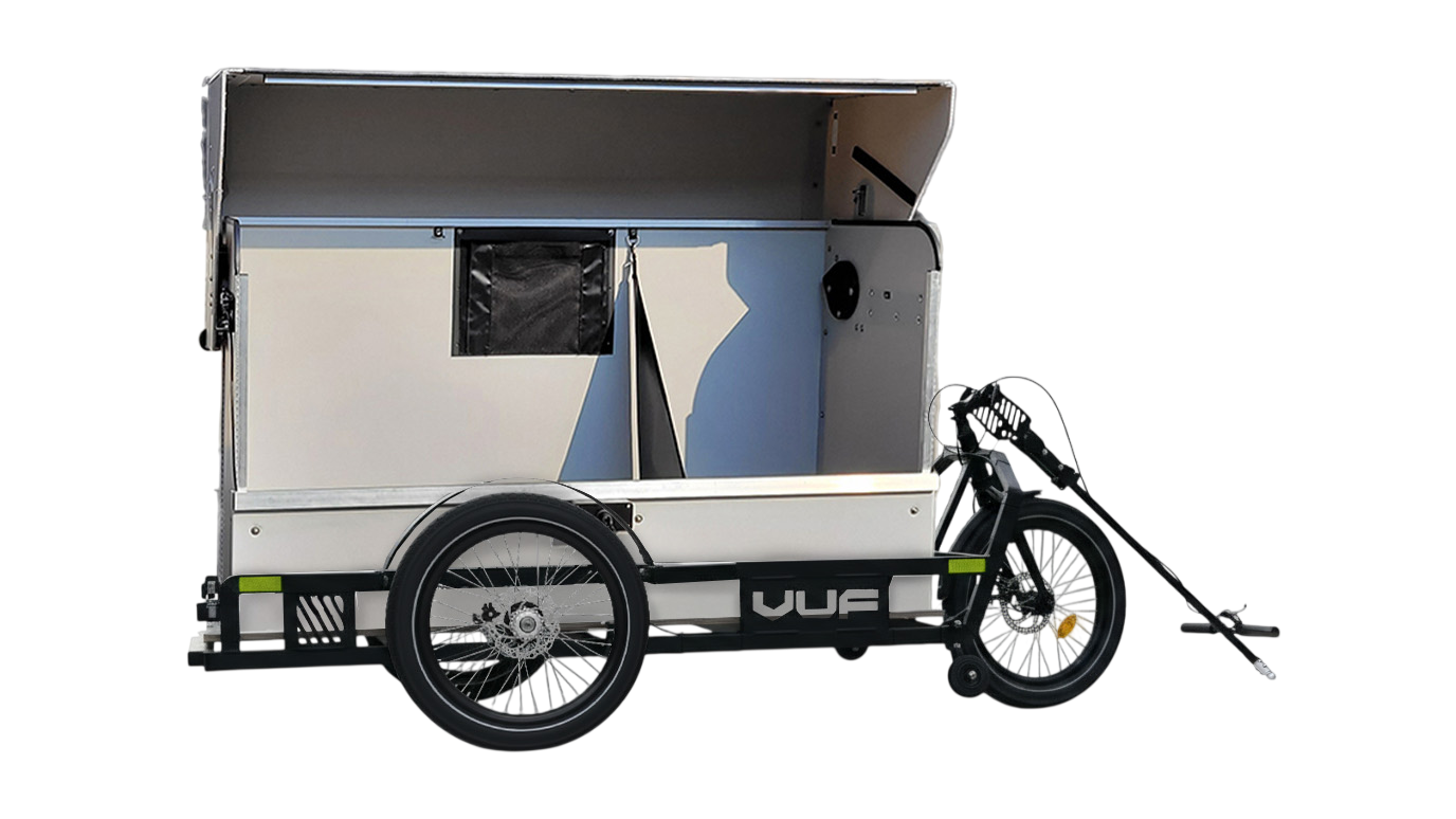 Remorque musculaire professionnel avec caisson optimisé pour la logistique