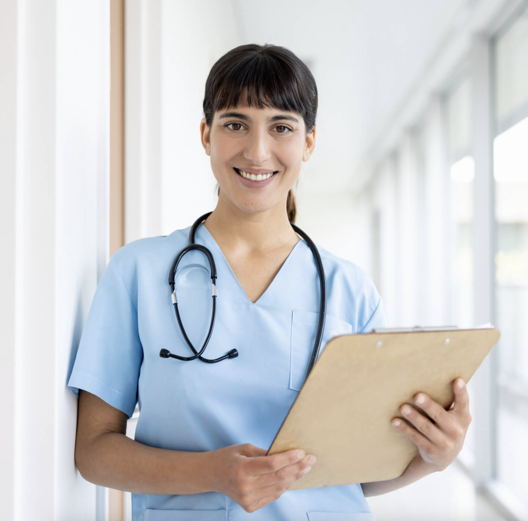 Nurse providing home care support to an elderly patient in Ottawa