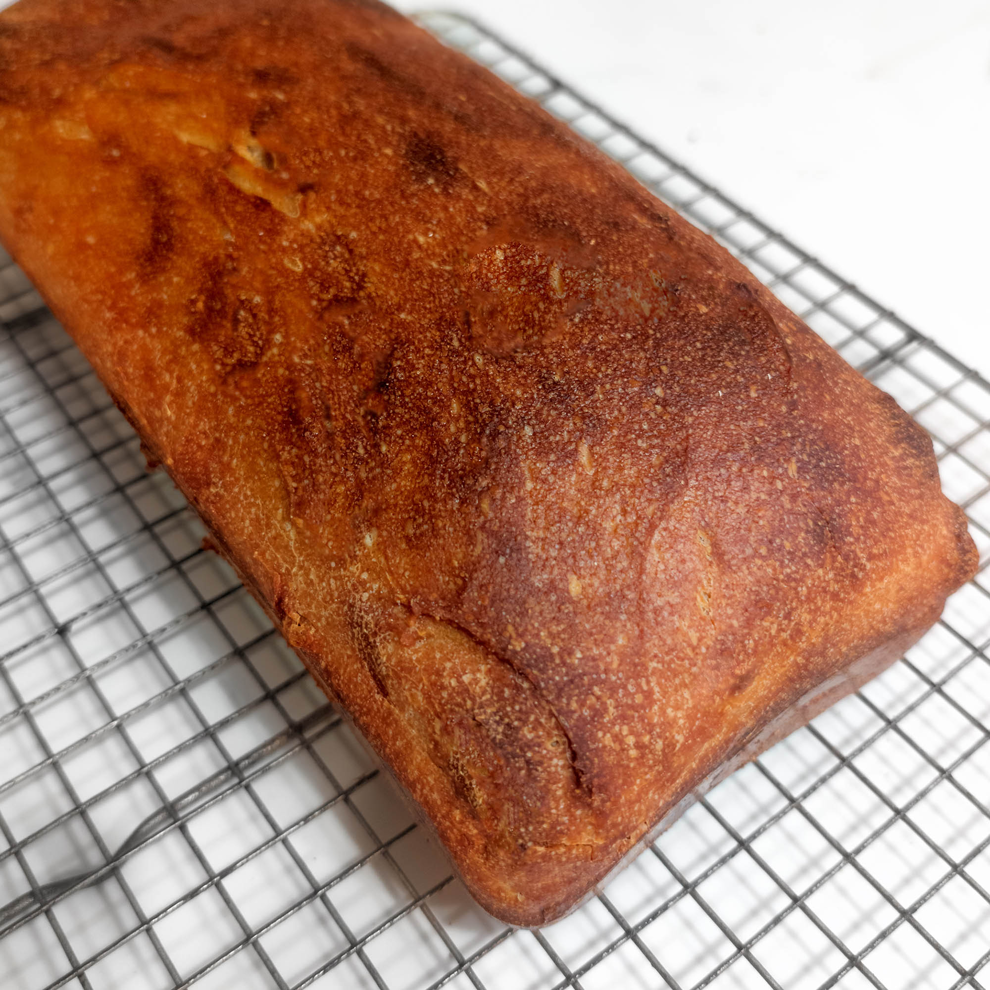 Pan loaf cooling rack.