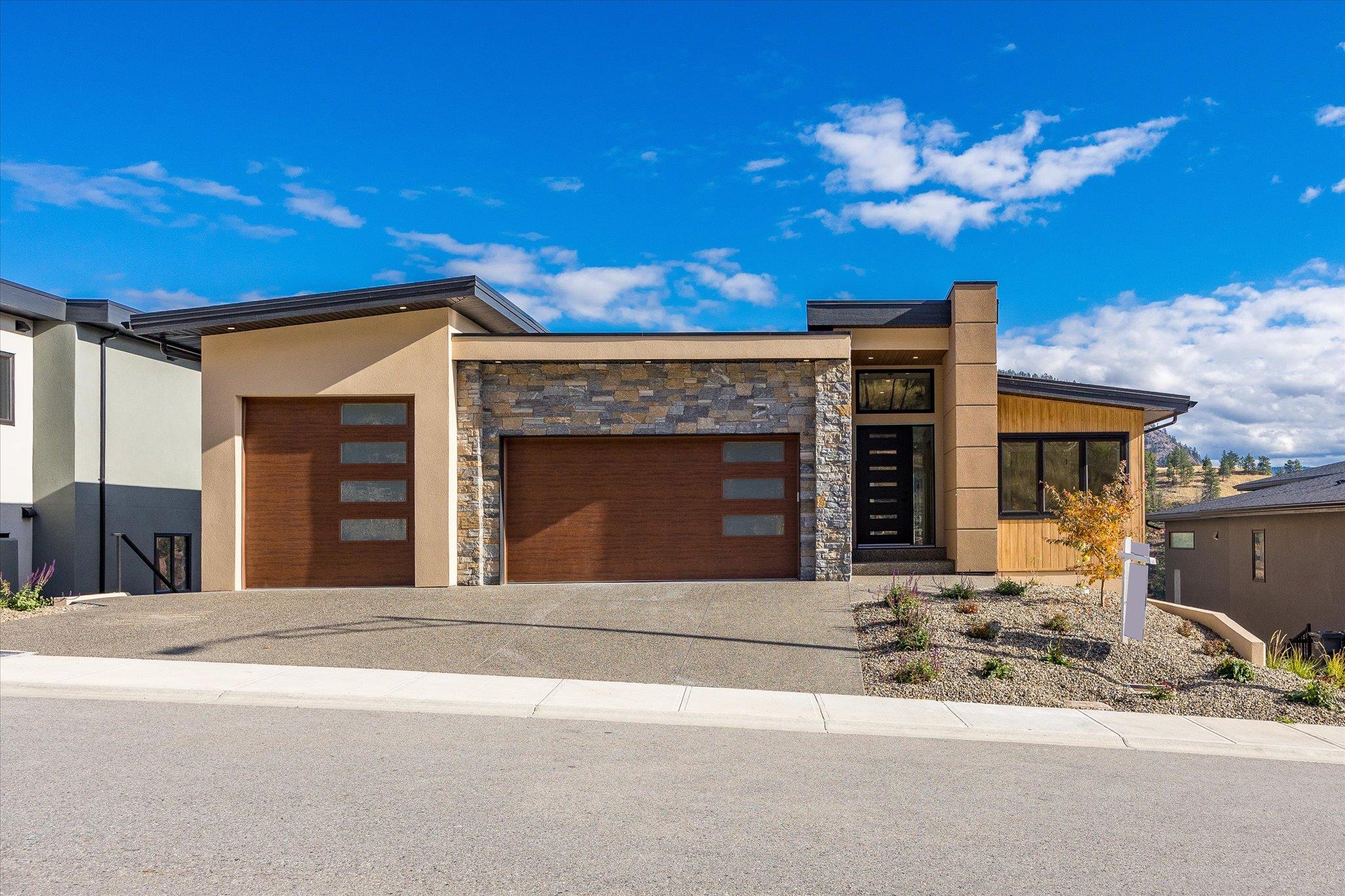 989 Loseth Drive