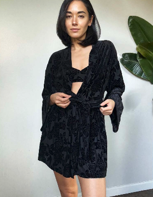 Jenette Bras USA Only Hearts Bed of Roses Sheer Velvet Short Robe in Black