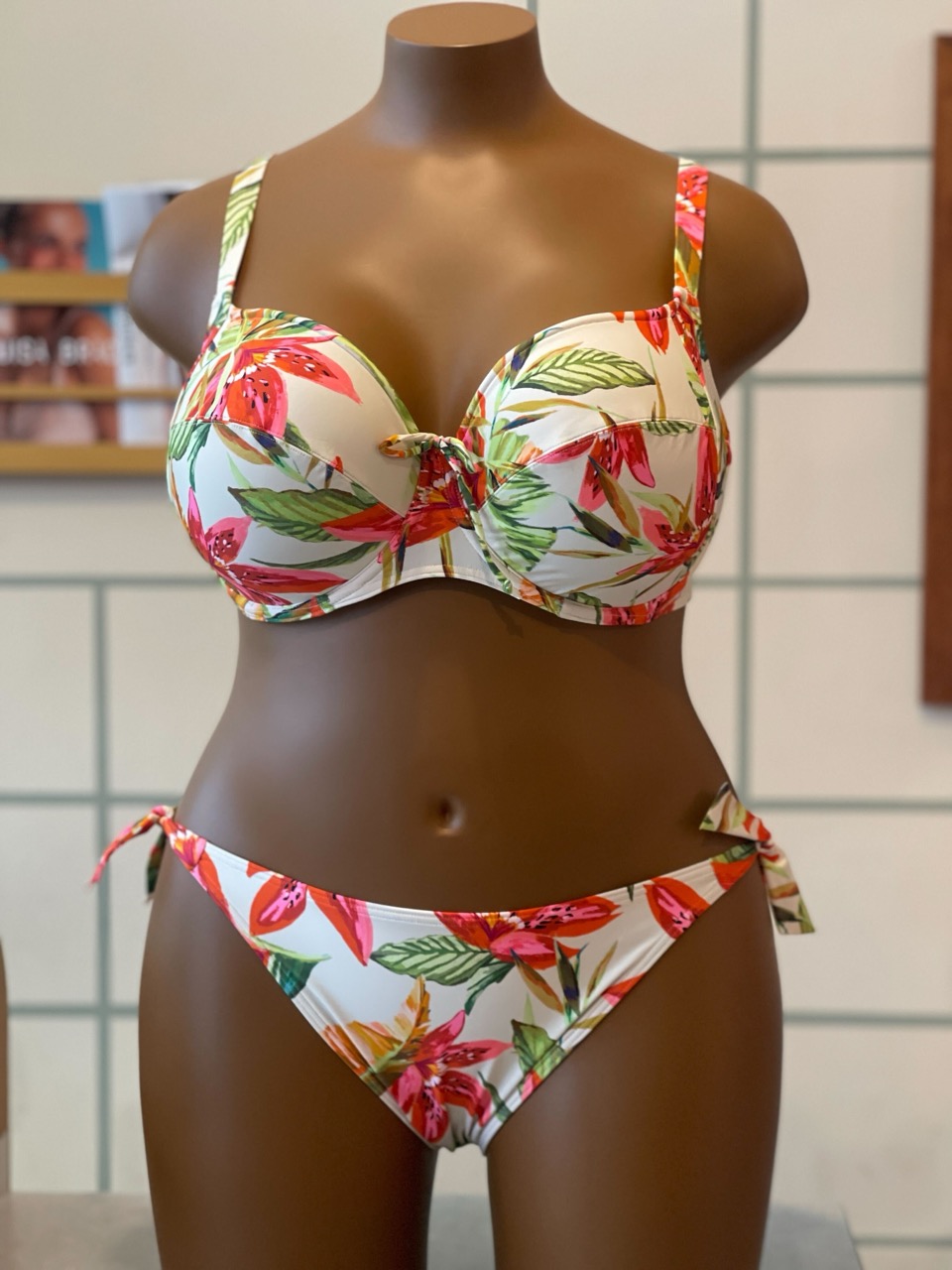 Jenette Bras Belgium PrimaDonna Tanzania Seamed Convertible Wired Full Cup Bikini in Tropical with Tie Side Swim Briefs in Tropical