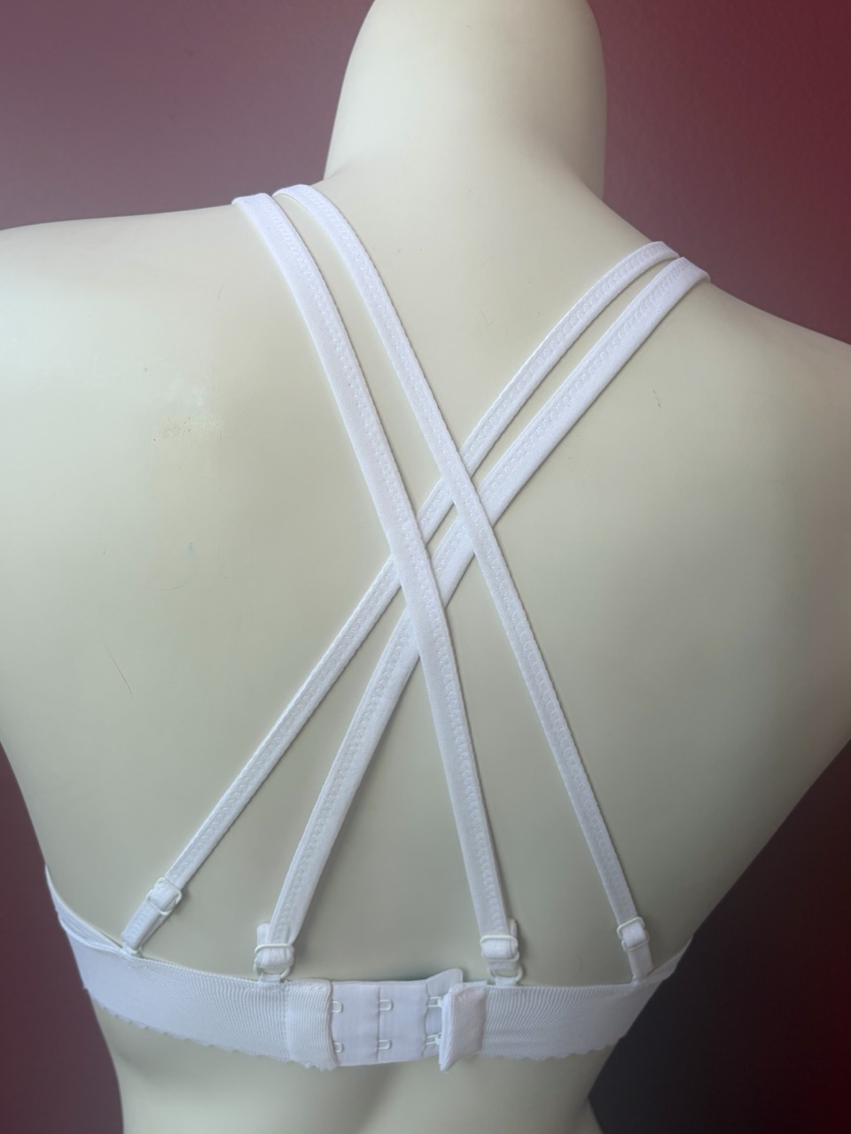 Jenette Bras Spain Sarda Payne Smooth Seamless Mesh Wireless Demi Cup Bra in White with Briefs in White from Backside