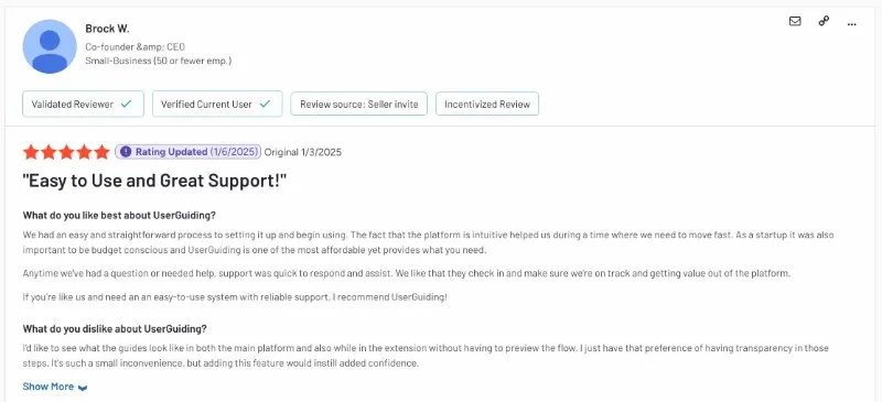 A user review about the pros and cons of UserGuiding on G2. They like how easy was the setup and also how responsive and helpful the customer support team.