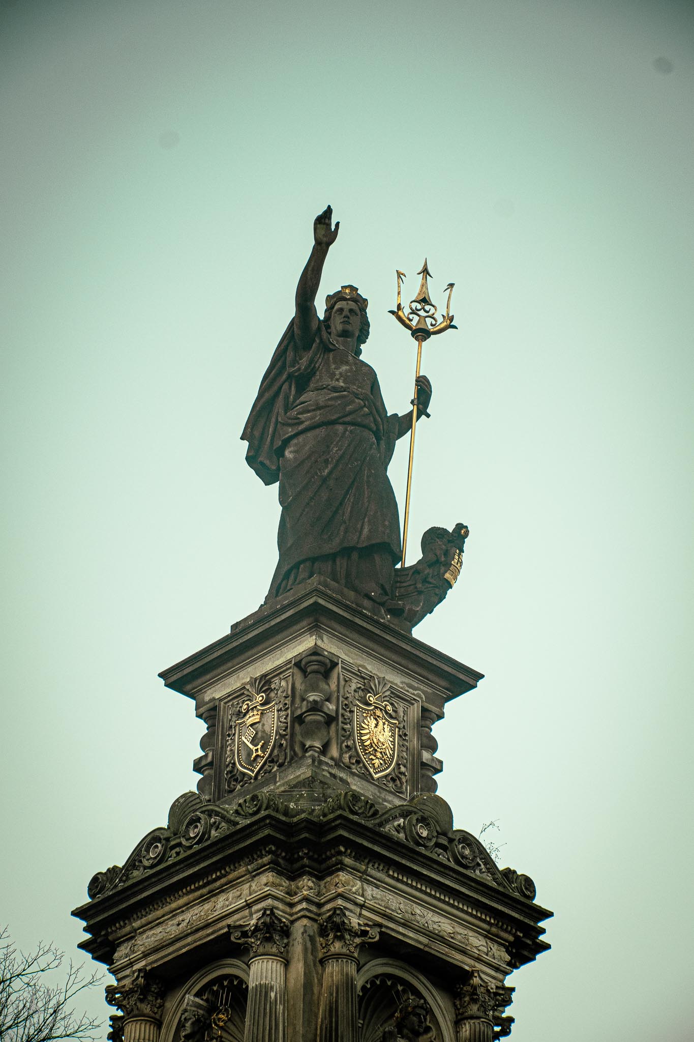 Hamburg-Hauptbahnhof-Statue