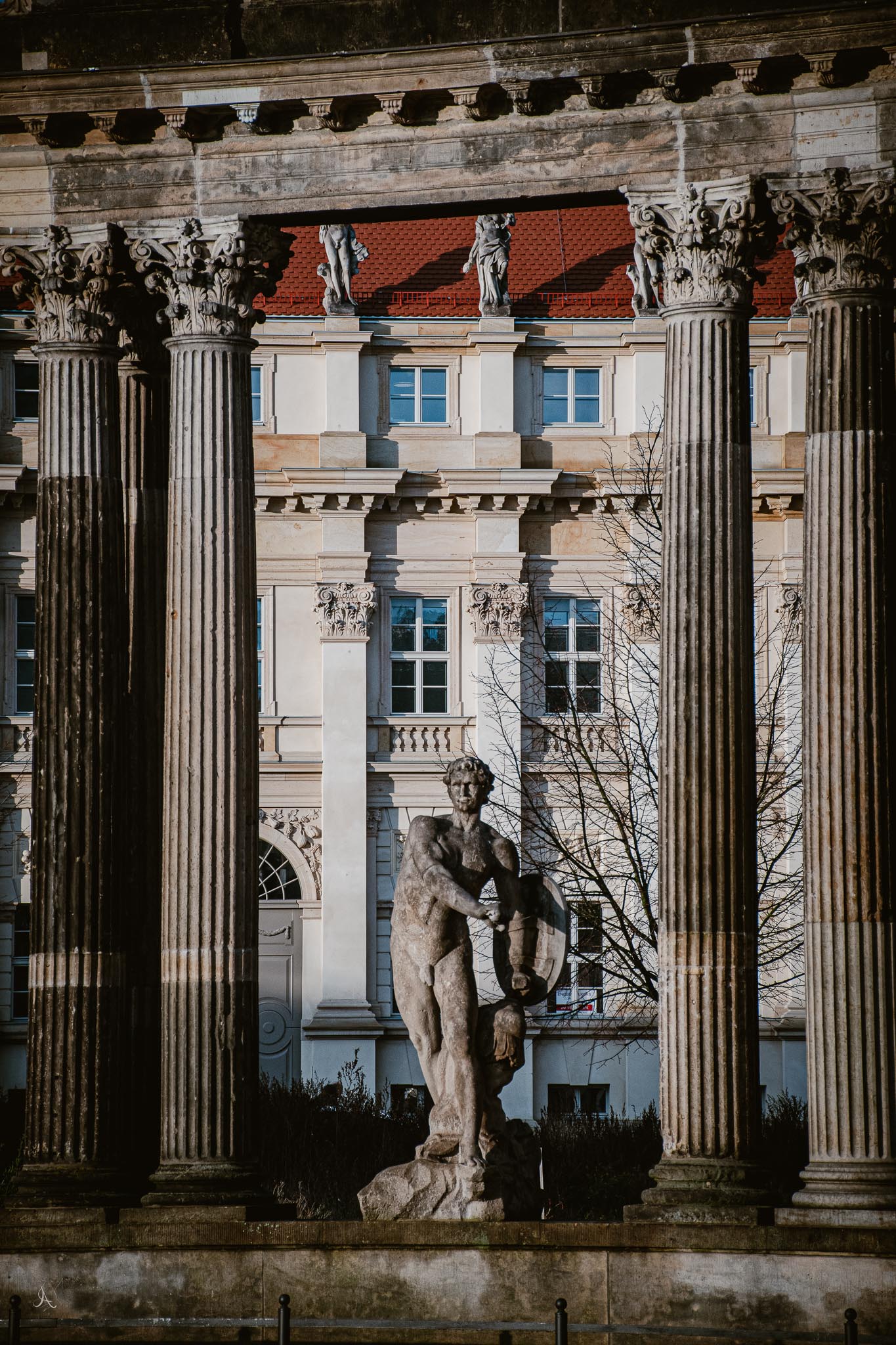 Ringerkolonnade-Statue-1