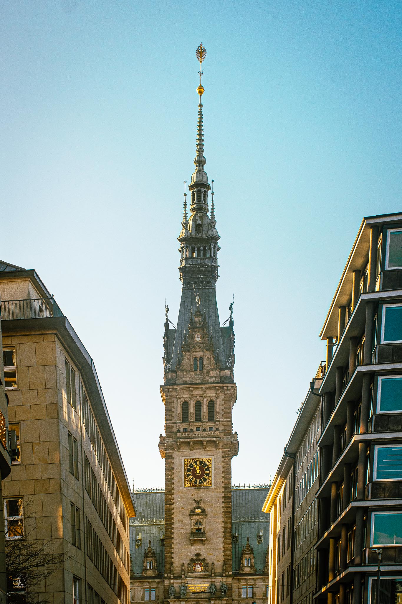 Hamburg-Rathaus-Tower
