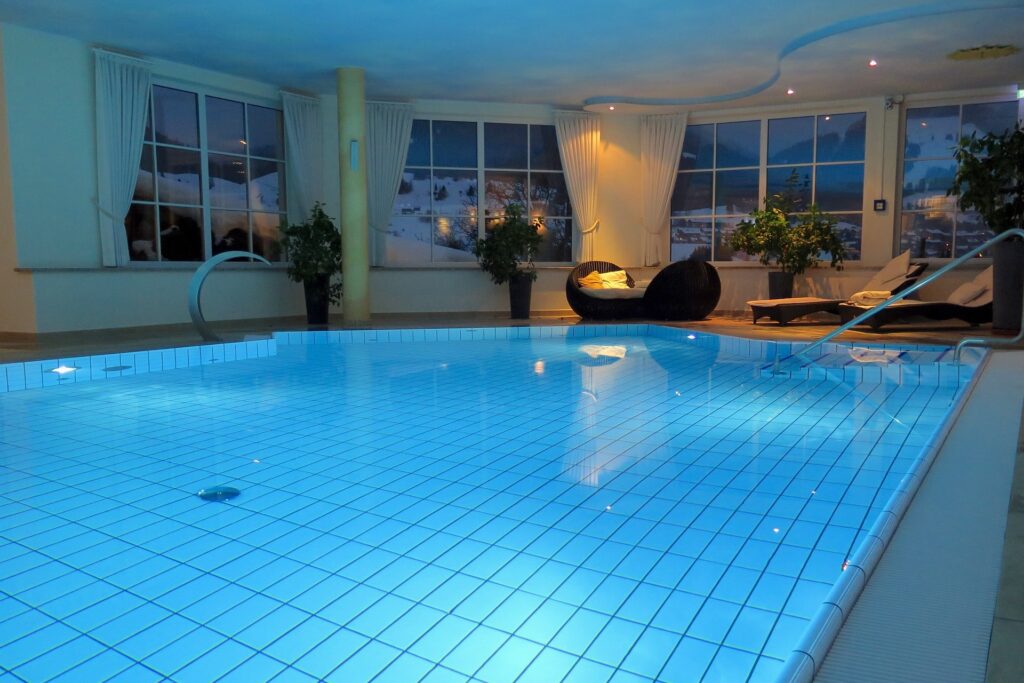 Innenliegender Pool Ferienwohnung