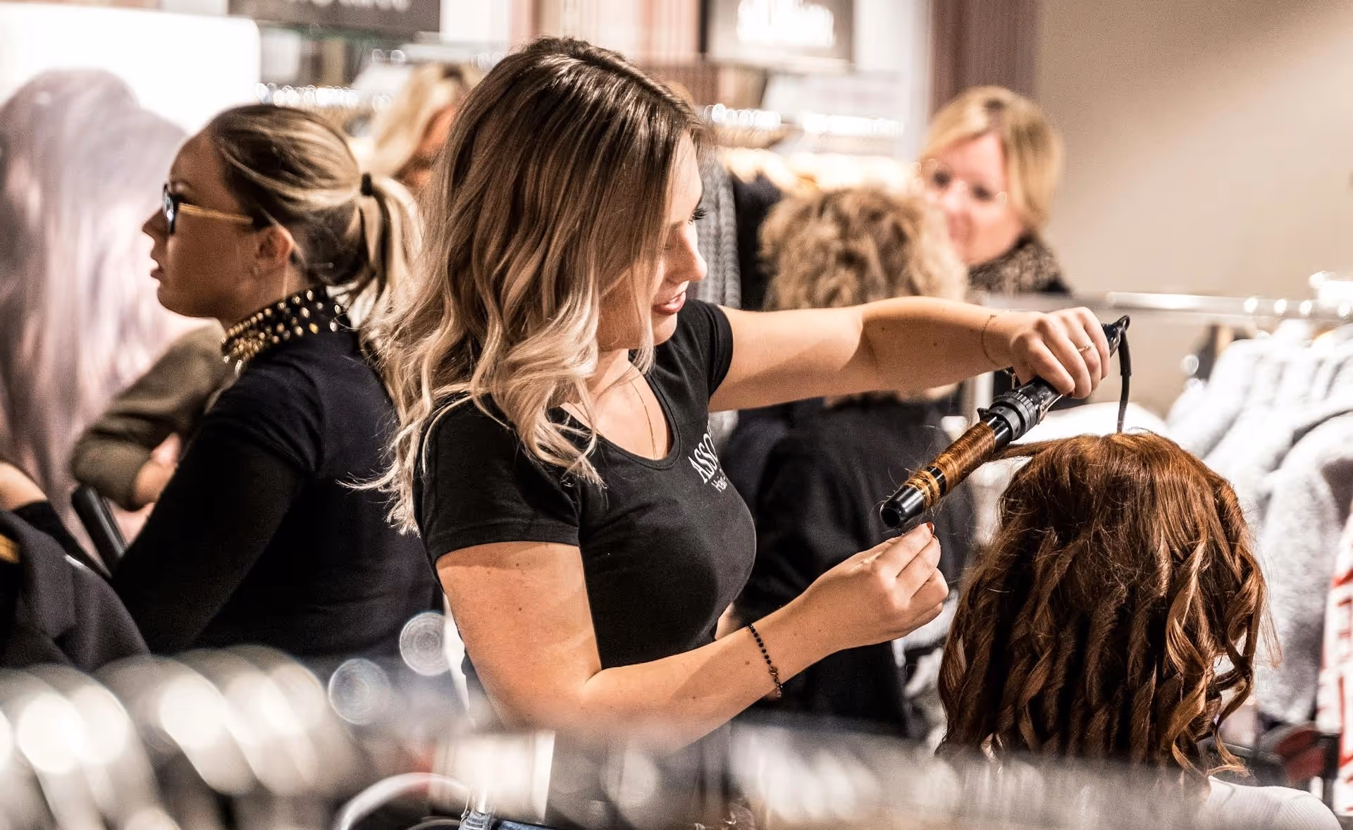 Pourquoi et comment apporter de la clientèle à son apprenti coiffeur ?
