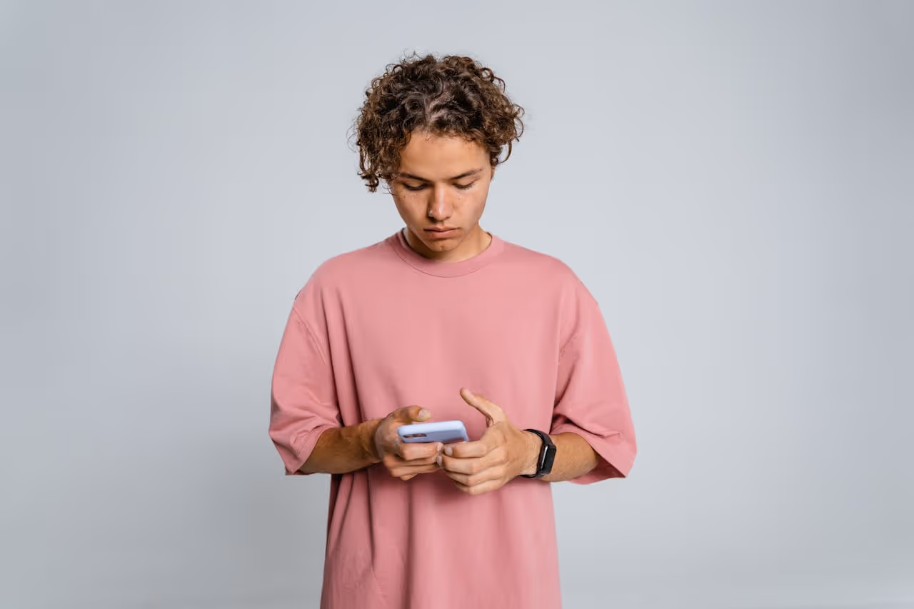 Flyers Vs SMS : quel est le meilleur outil pour réaliser une campagne marketing ?