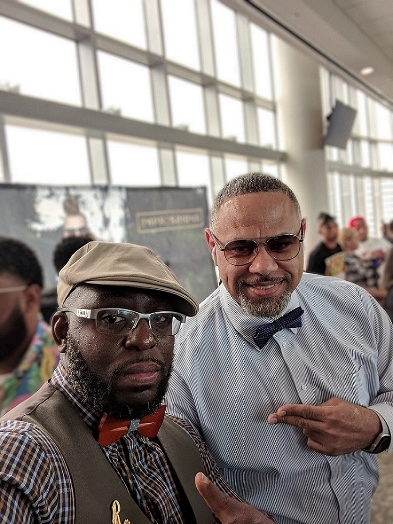 Lee Oliver with barber