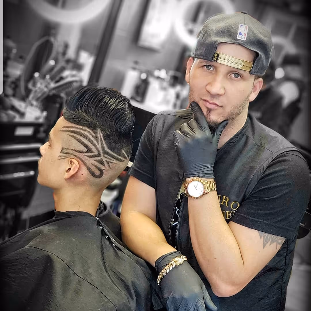 Jairo with client