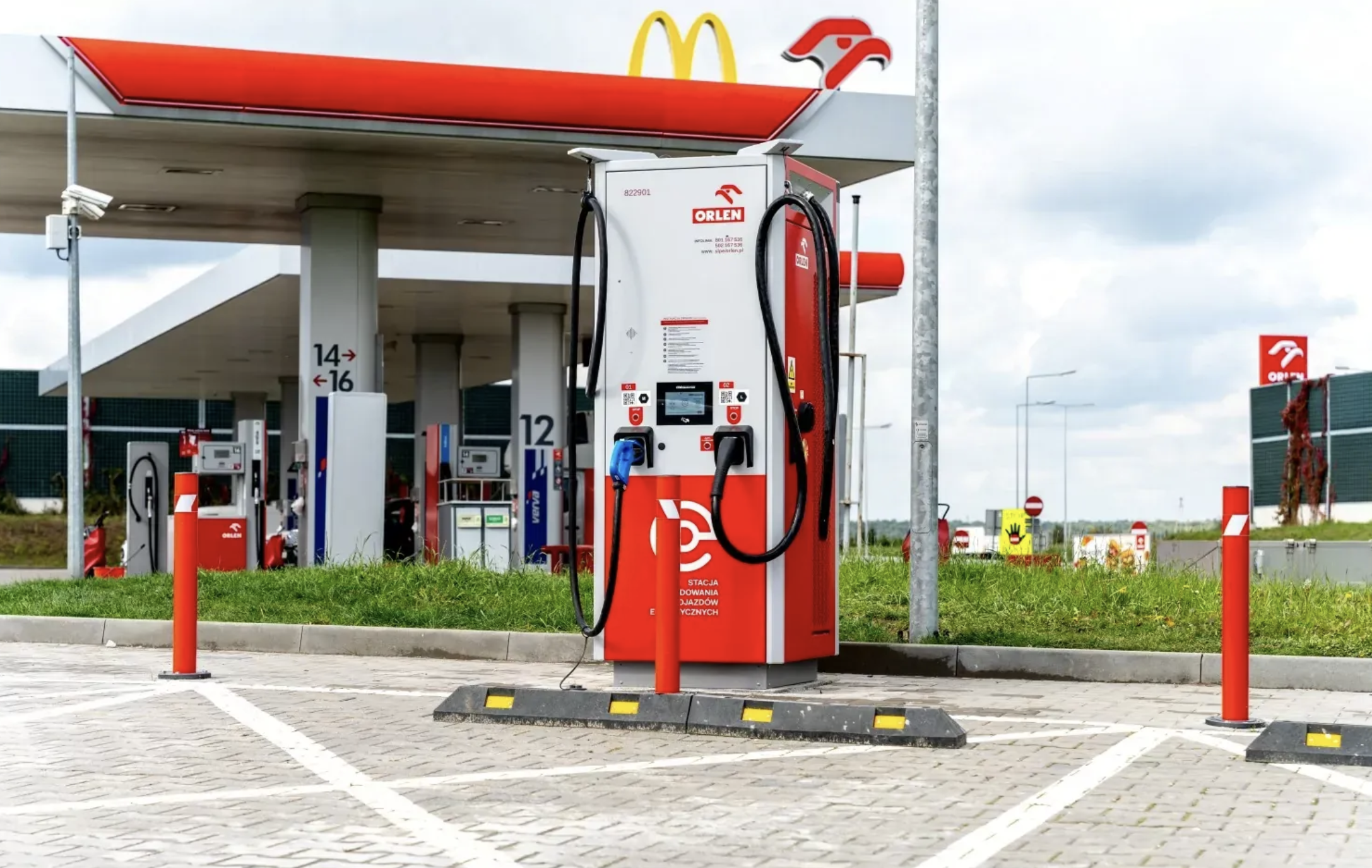 The FLEXBOX Enables Fast and Standardised EV Charging Deployment for ORLEN