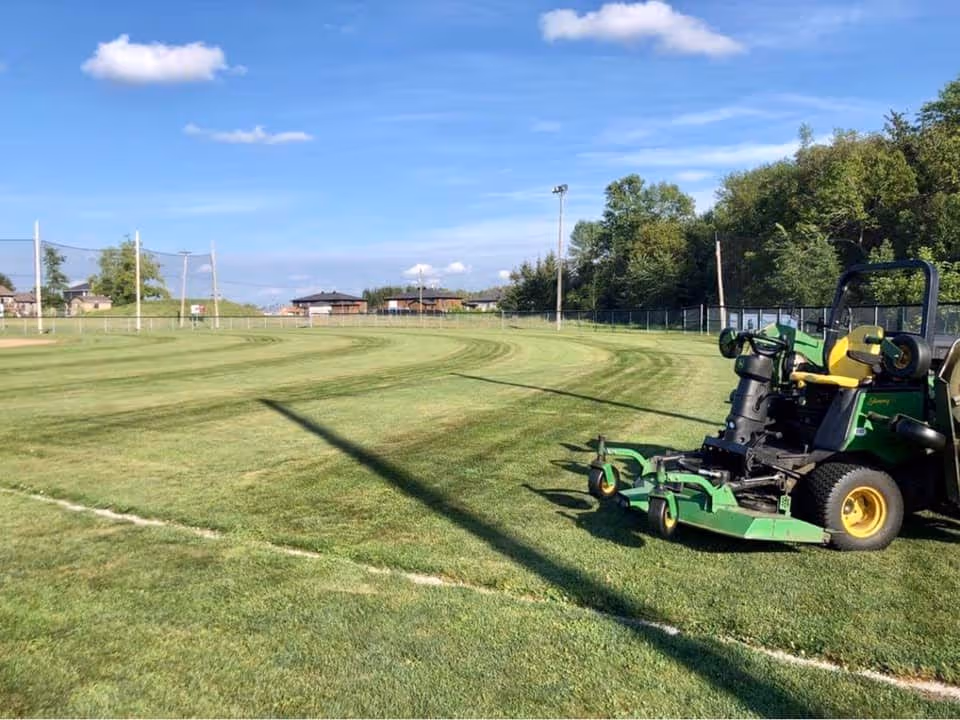 Terrain de soccer entretenu par notre équipe