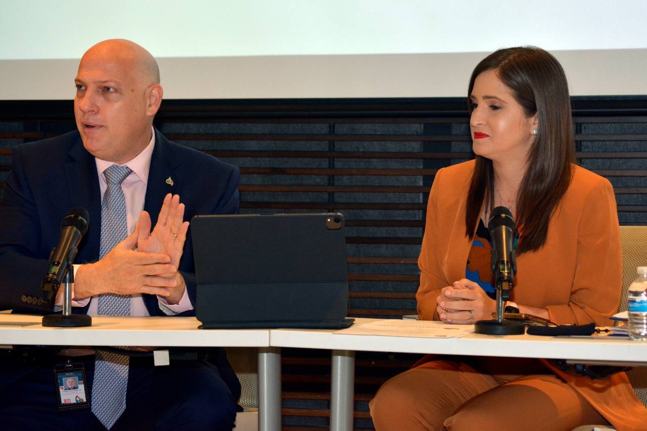 Fachada del Puerto Rico Innovation & Technology Service en Hato Rey, Puerto Rico