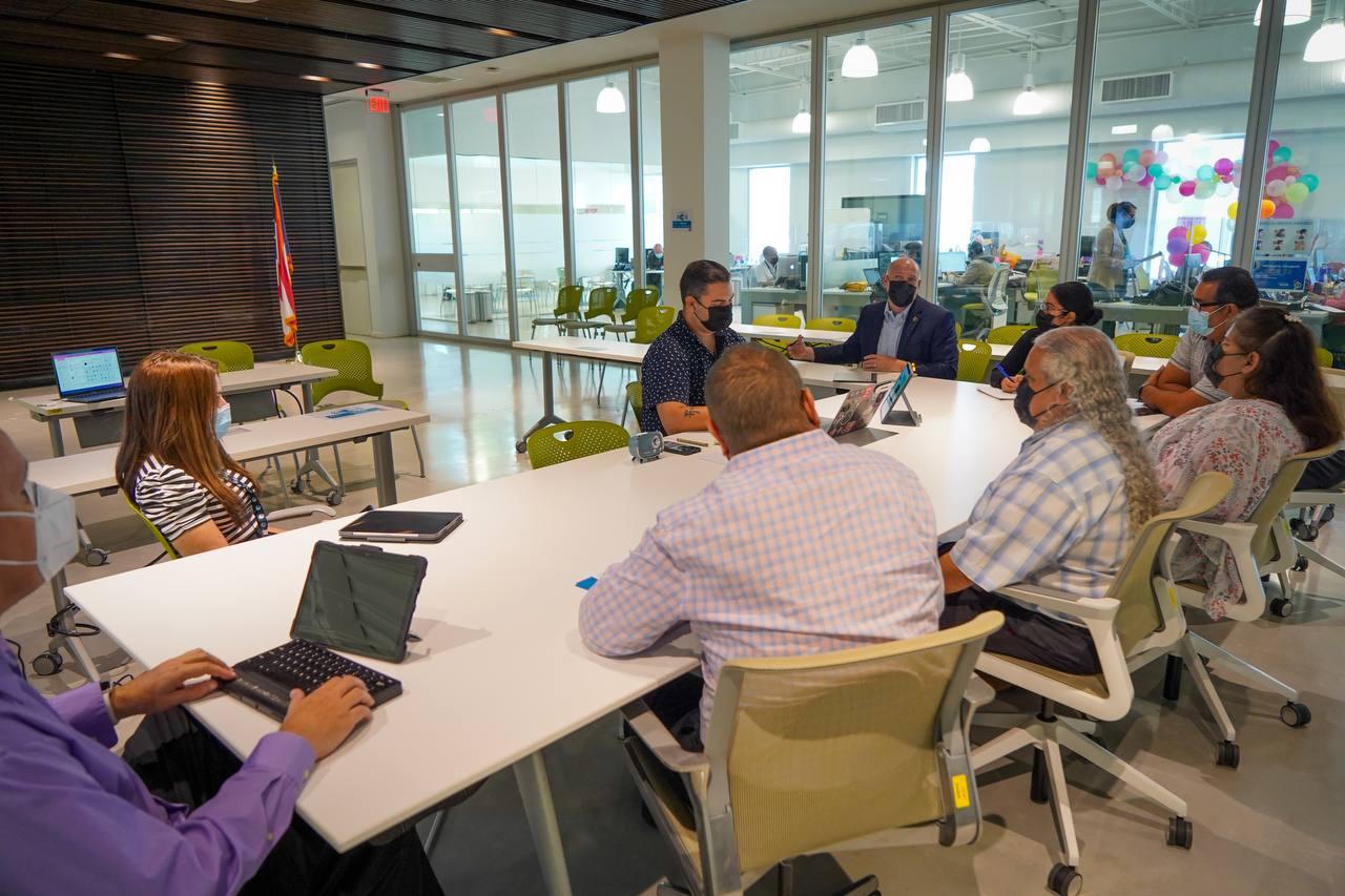 Fachada del Puerto Rico Innovation & Technology Service en Hato Rey, Puerto Rico