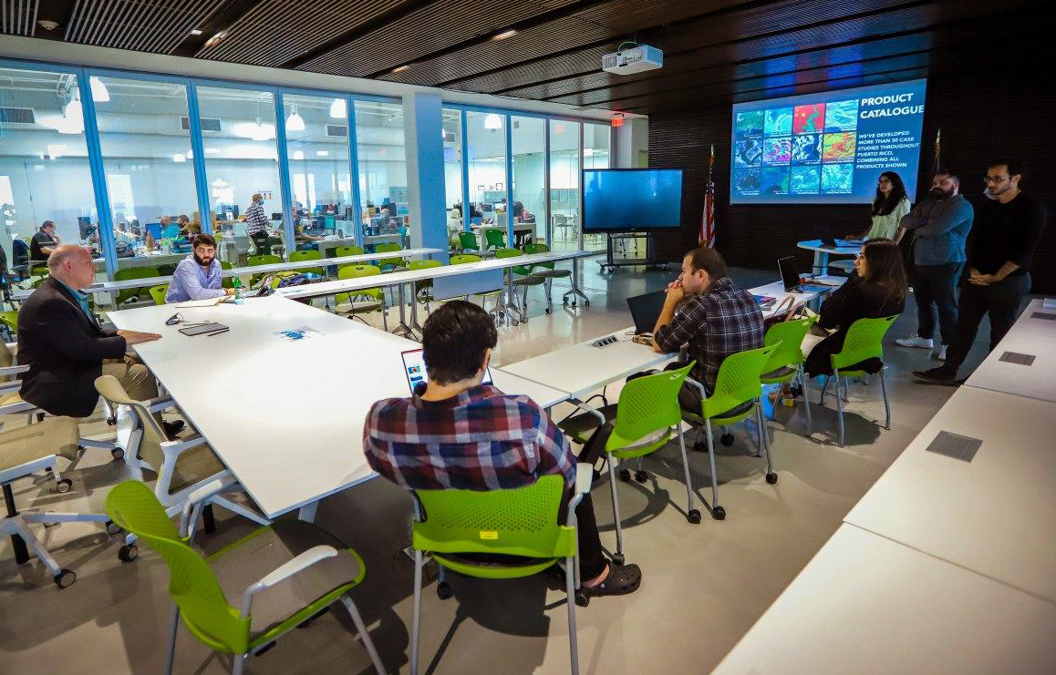 Fachada del Puerto Rico Innovation & Technology Service en Hato Rey, Puerto Rico