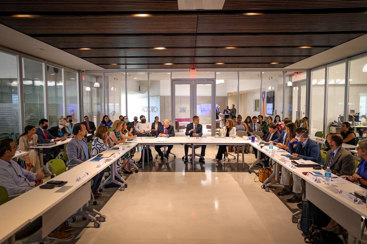 Fachada del Puerto Rico Innovation & Technology Service en Hato Rey, Puerto Rico