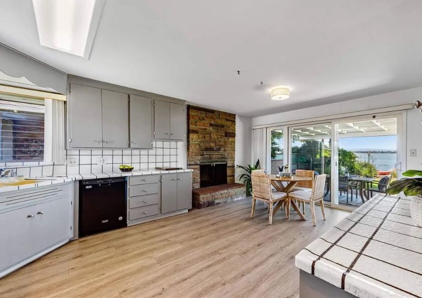 Before kitchen remodel