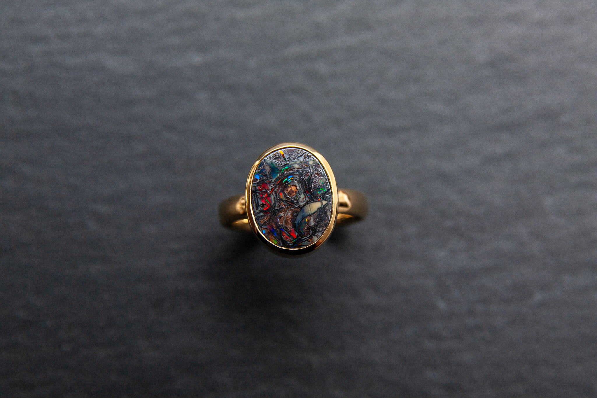 Ring in Gelbgold 750 mit Boulderopal