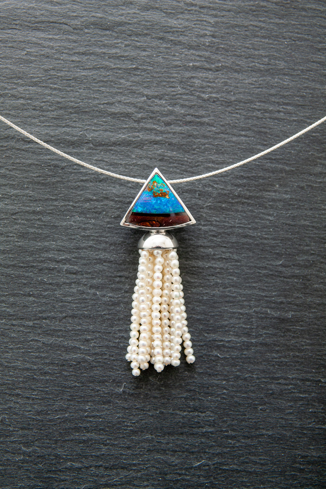 Anhänger in Weissgold 750 mit Boulderopal und Perlen