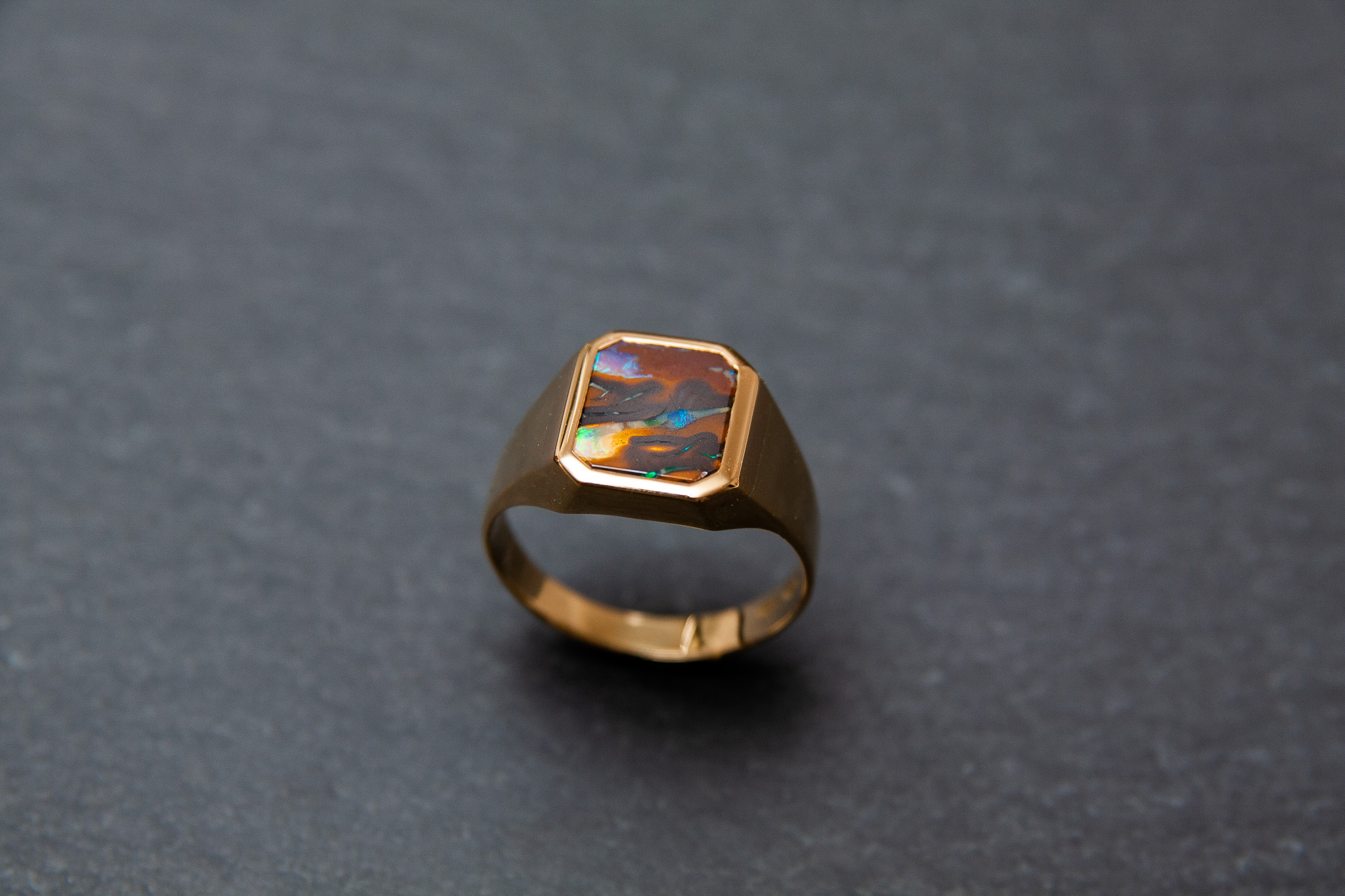 Ring in Gelbgold 750 mit Boulderopal