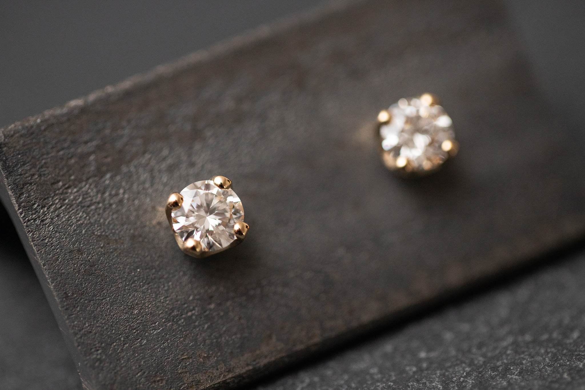 Ohrstecker in Gelbgold 750 mit Diamanten im Brillantschliff