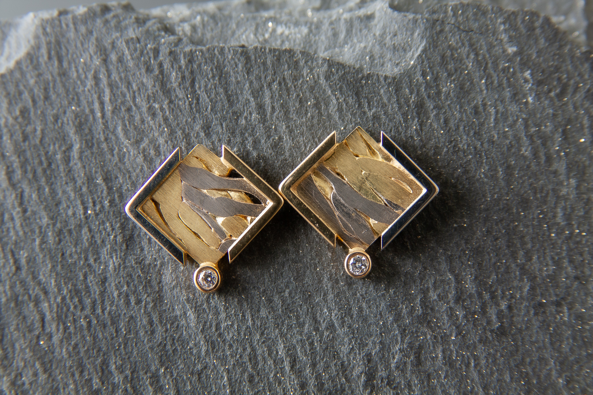 Ohrstecker "Vogelnest"in Gelb.-Weissgold 750 mit Diamanten im Brillantschliff