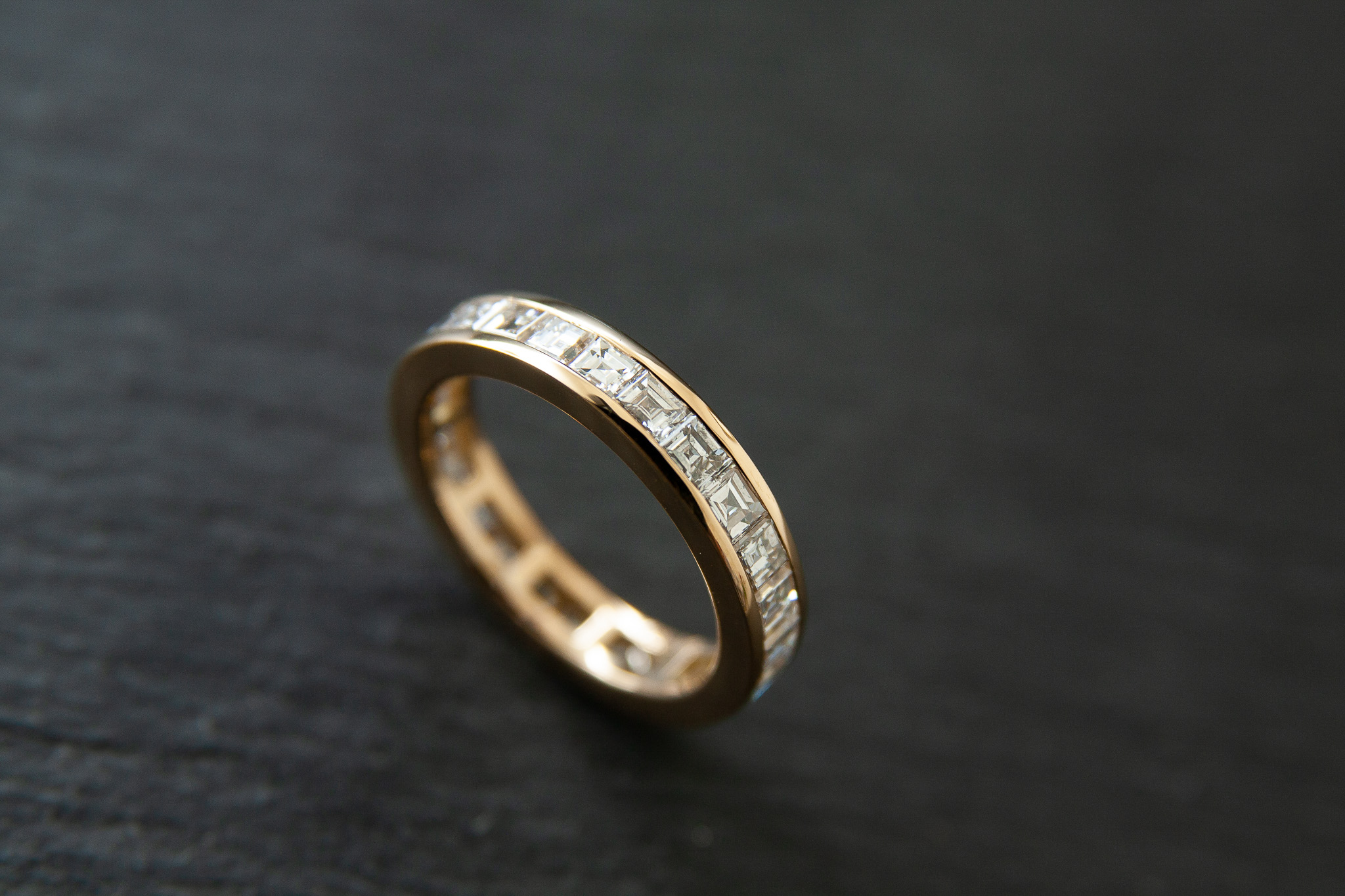 Alliance in Gelbgold 750 mit Diamanten Carré