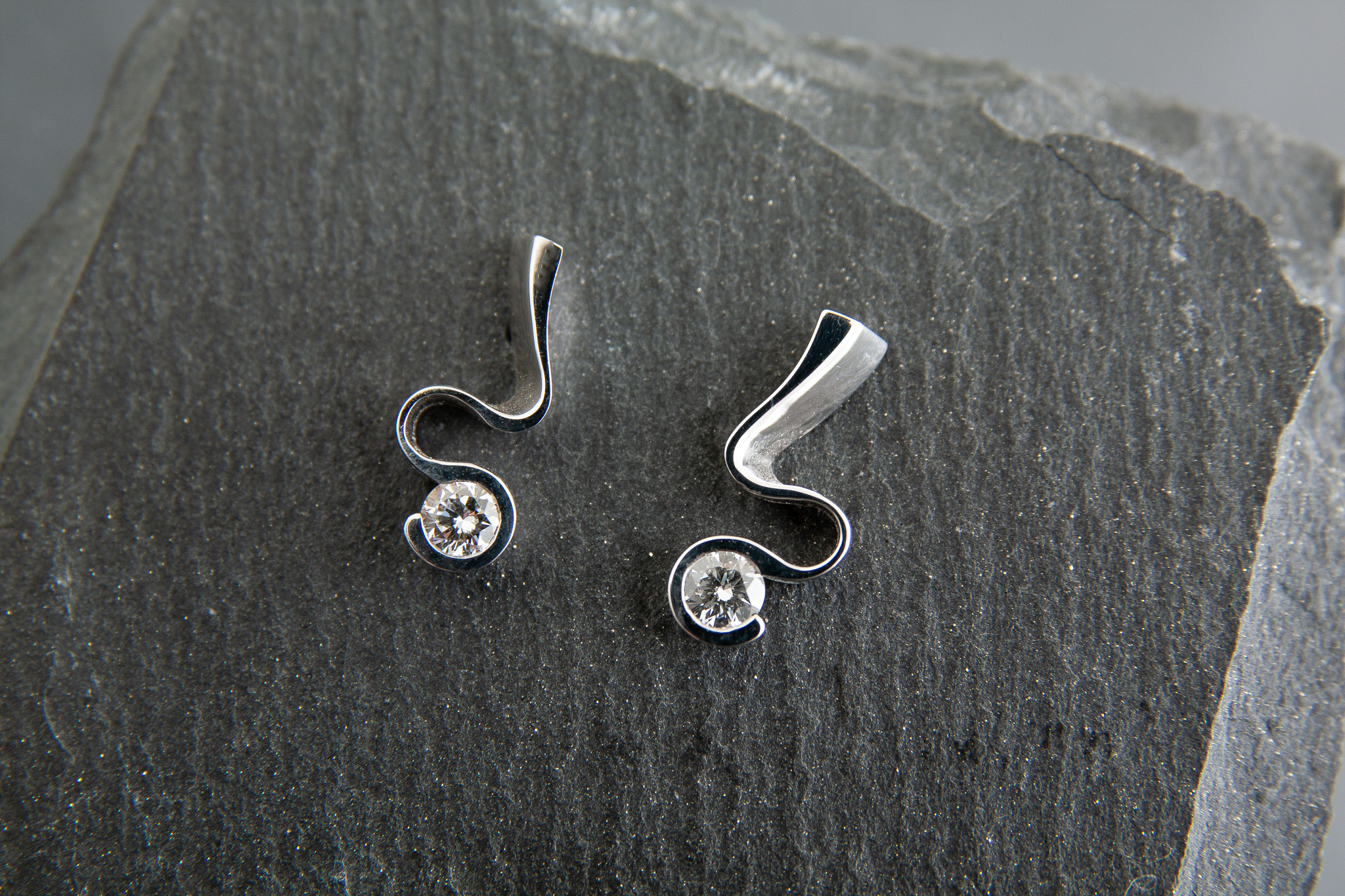 Ohrstecker in Weissgold 750 mit Diamanten im Brillantschliff