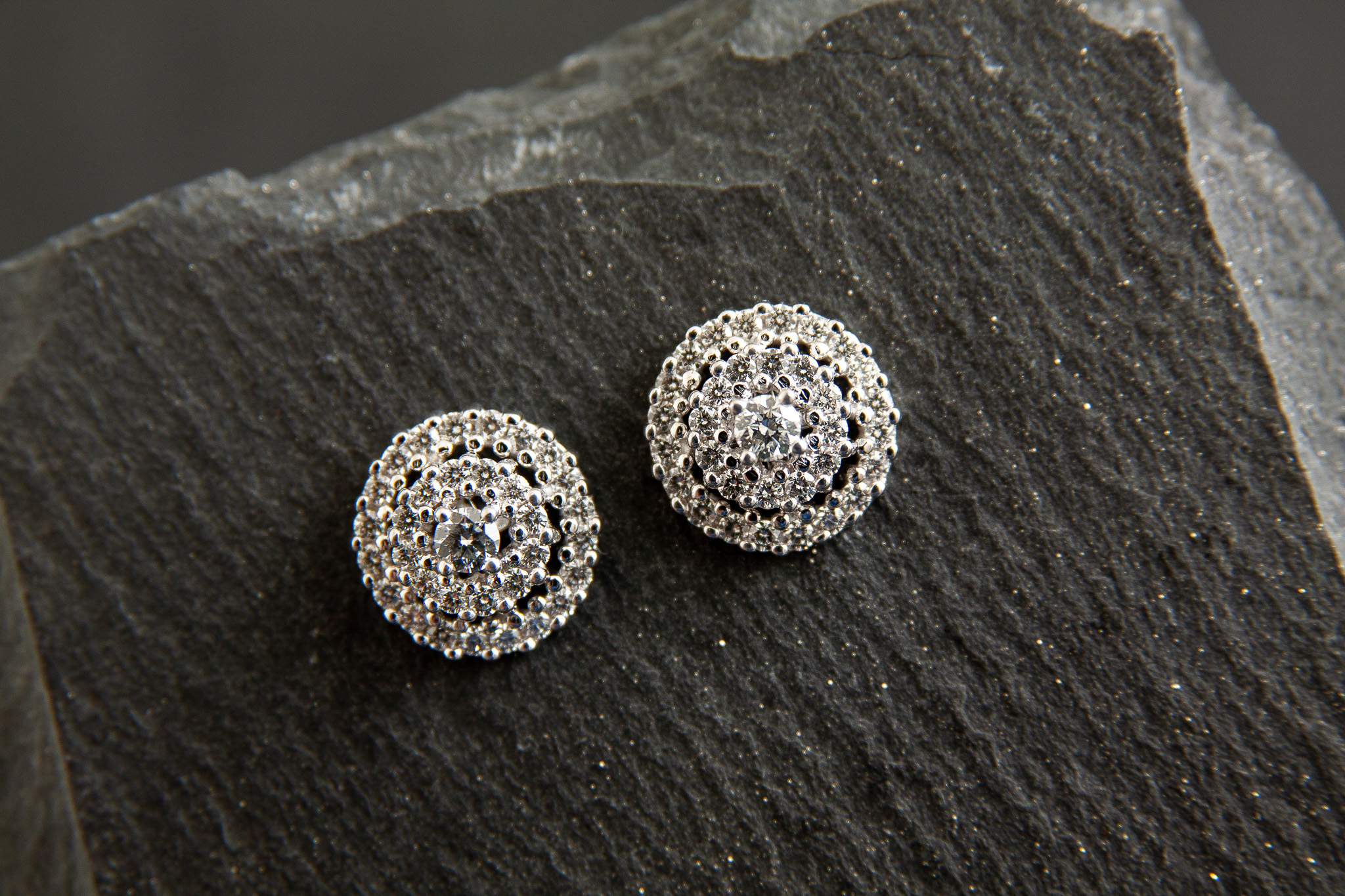 Ohrstecker in Weissgold 750 mit Diamanten im Brillantschliff