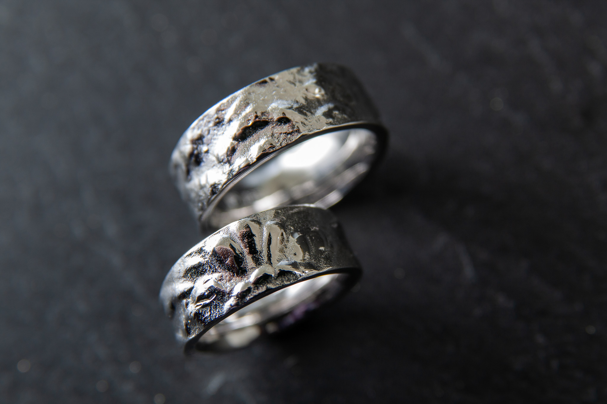 Ringe in Weissgold 750 Strukturiert 