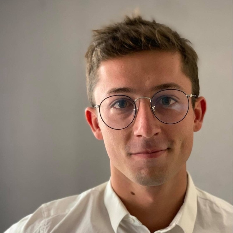 Pioneer Capital Advisory team of SBA loan advisors and business acquisition consultants