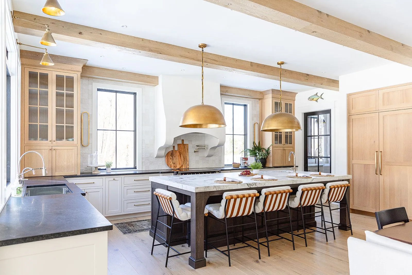 How to Maximize Storage in Your Kitchen With Custom Cabinet Solutions