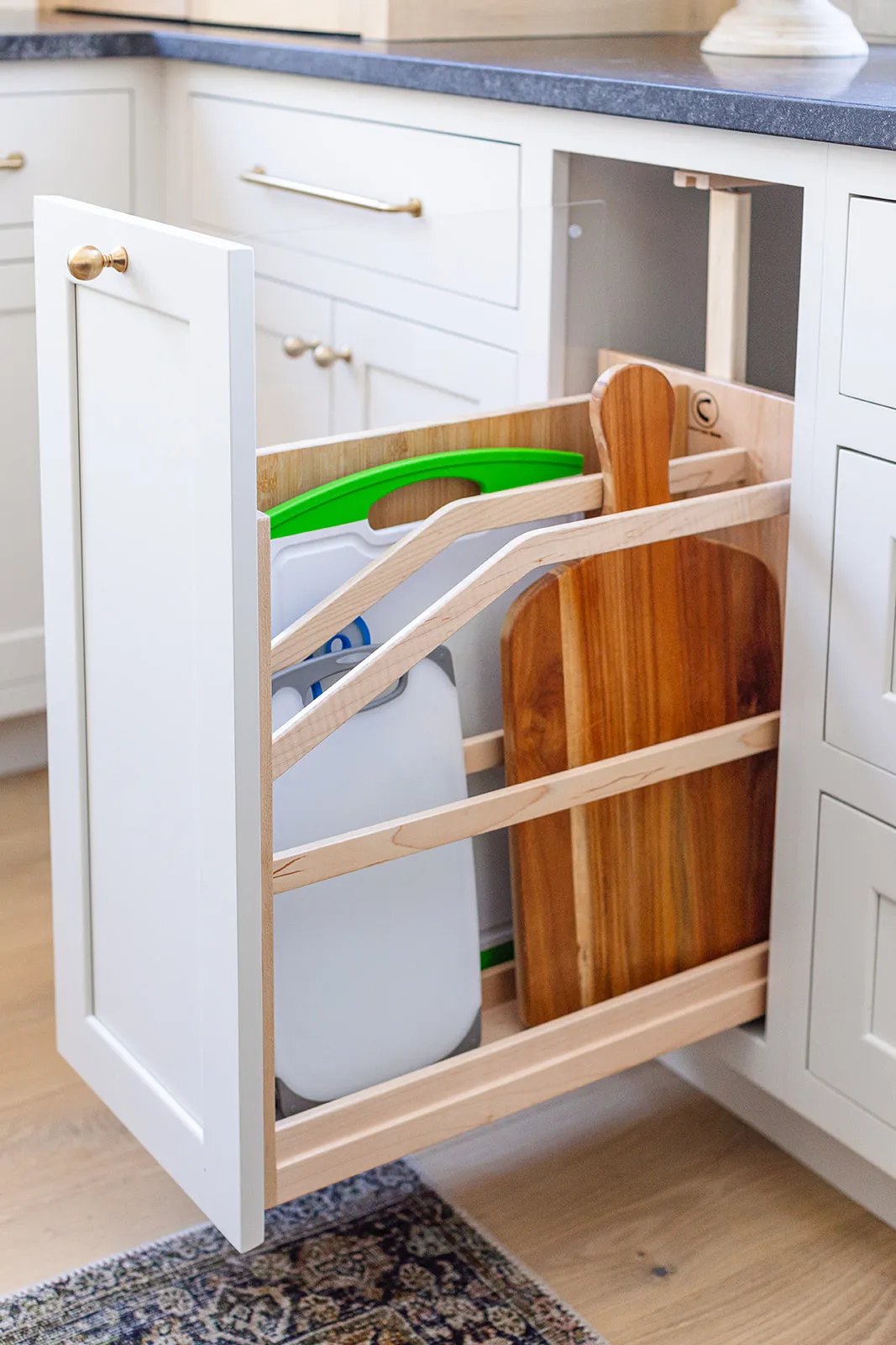 Modern kitchen cabinet storage solutions