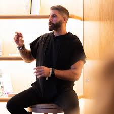 Co-founder of Cymbiotika and voice of Qualitarian living. Bridging health, science, and spirit through supplementation and sovereignty.