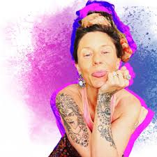 Kundalini yoga teacher offering courses, retreats, and membership community. Activate your energy and awaken your soul.