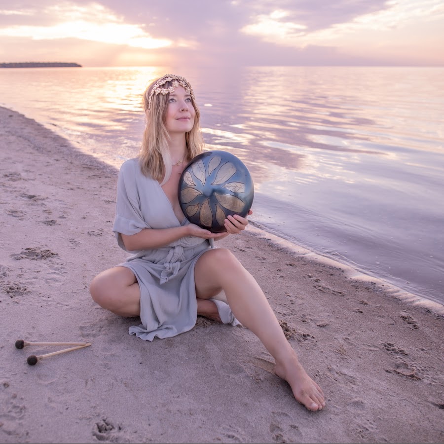 Quantum sound healer and plant alchemist. Vibration, botanicals, and sacred space to support multidimensional wellness.