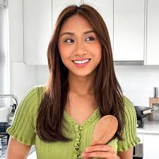 Simple and nourishing vegan recipes. Plant-based lifestyle inspiration rooted in ease, flavor, and vibrant living.