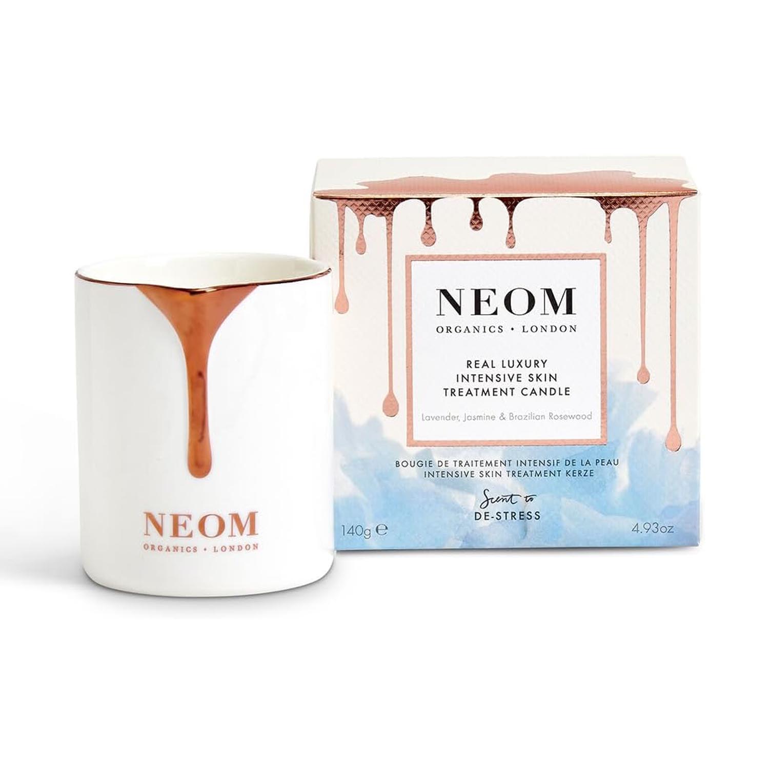 Aromatherapy candle that melts into nourishing massage oil. A ritual of scent, touch, and radiant self-care.