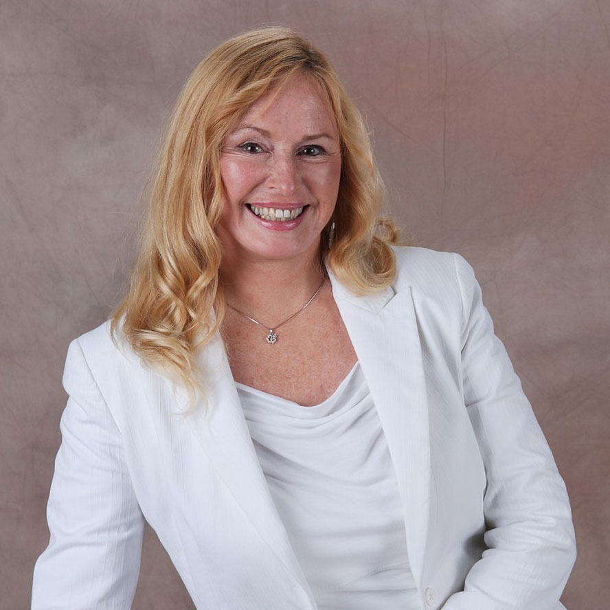 Pioneer in energy healing and author of “Hands of Light.” Her work bridges science, intuition, and subtle body mastery.