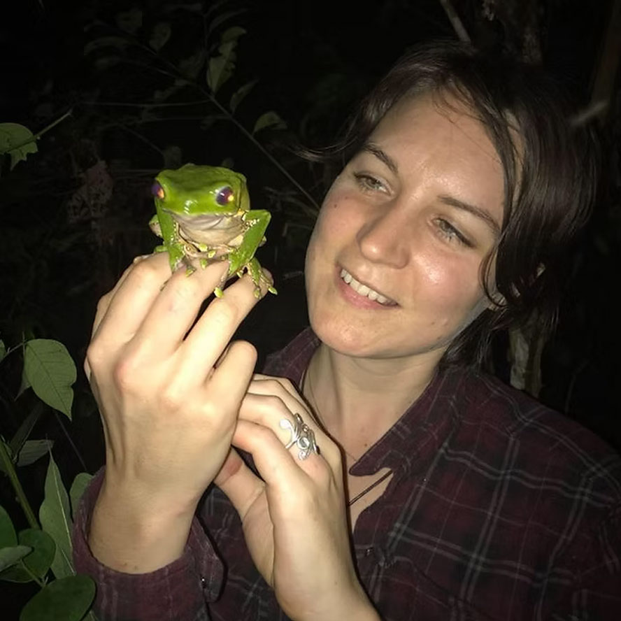 Experience multi-dimensional healing with Charlotte Donachie. Specialized in Astrology, Kambo, Shamanic Healing, and Gong Baths to align your core essence.