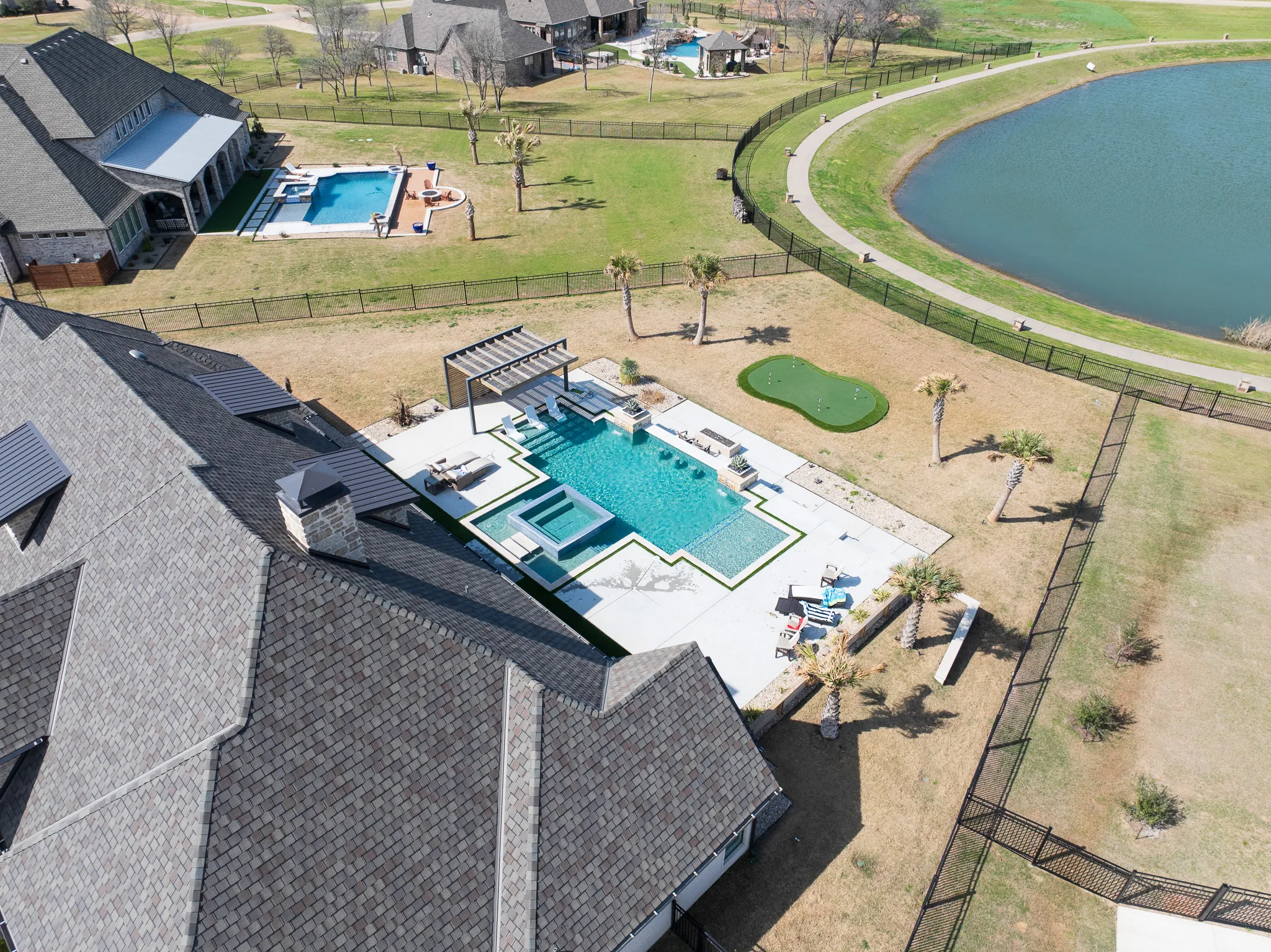 pool cleaning company