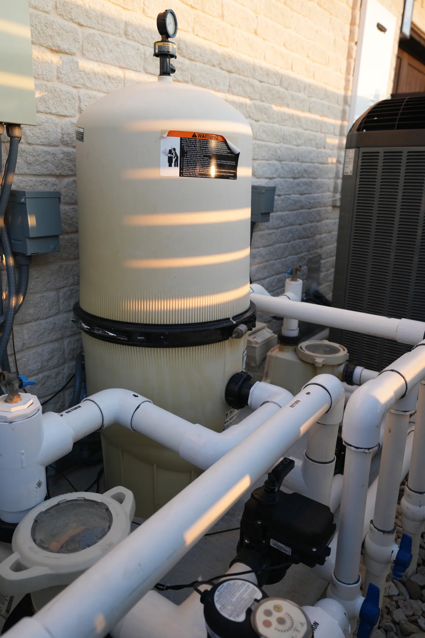 We inspected a filter system for a new weekly pool cleaning client to make sure no repairs were needed!