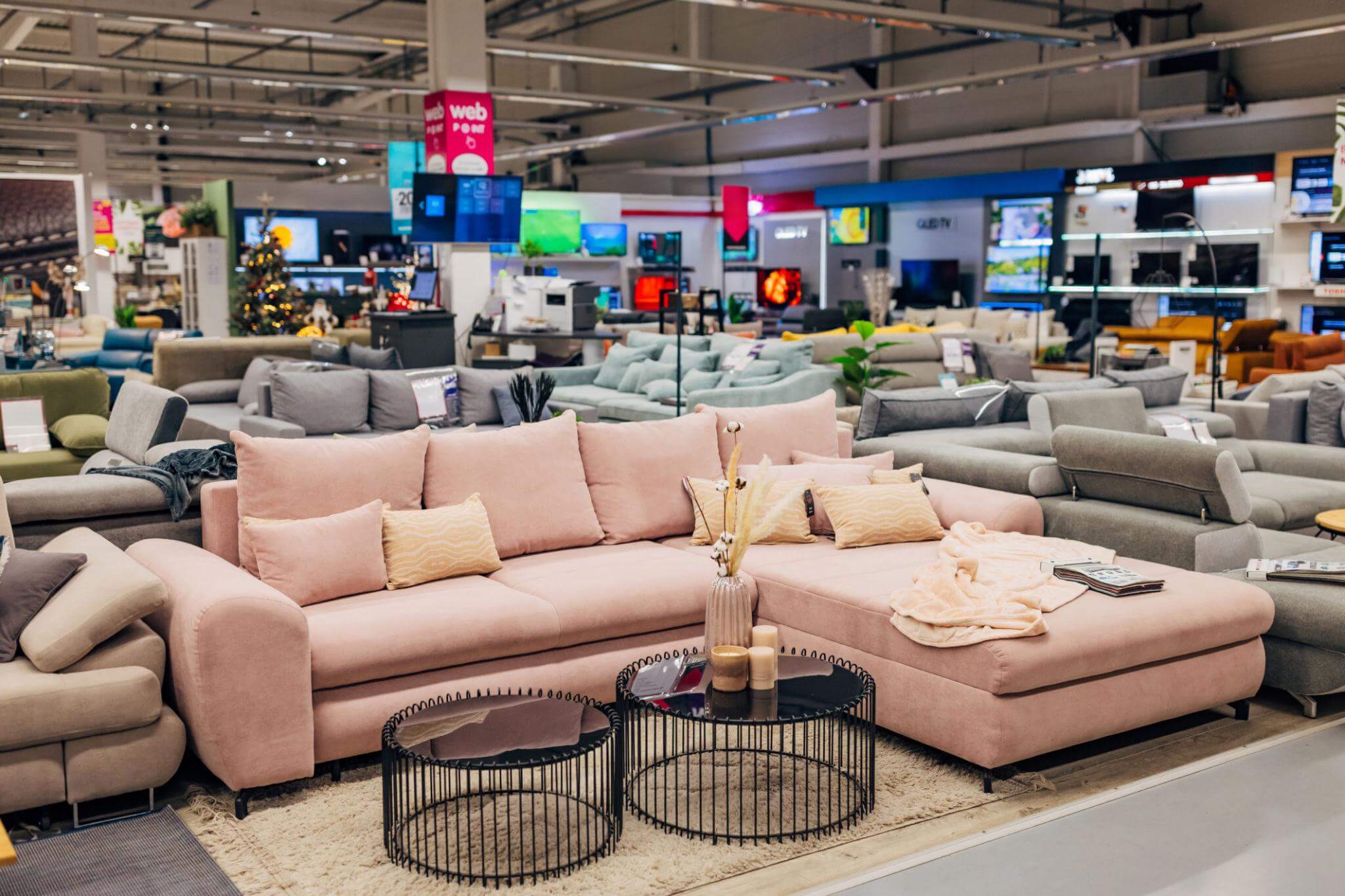 Selection: What Chinese Furniture Has to Offer