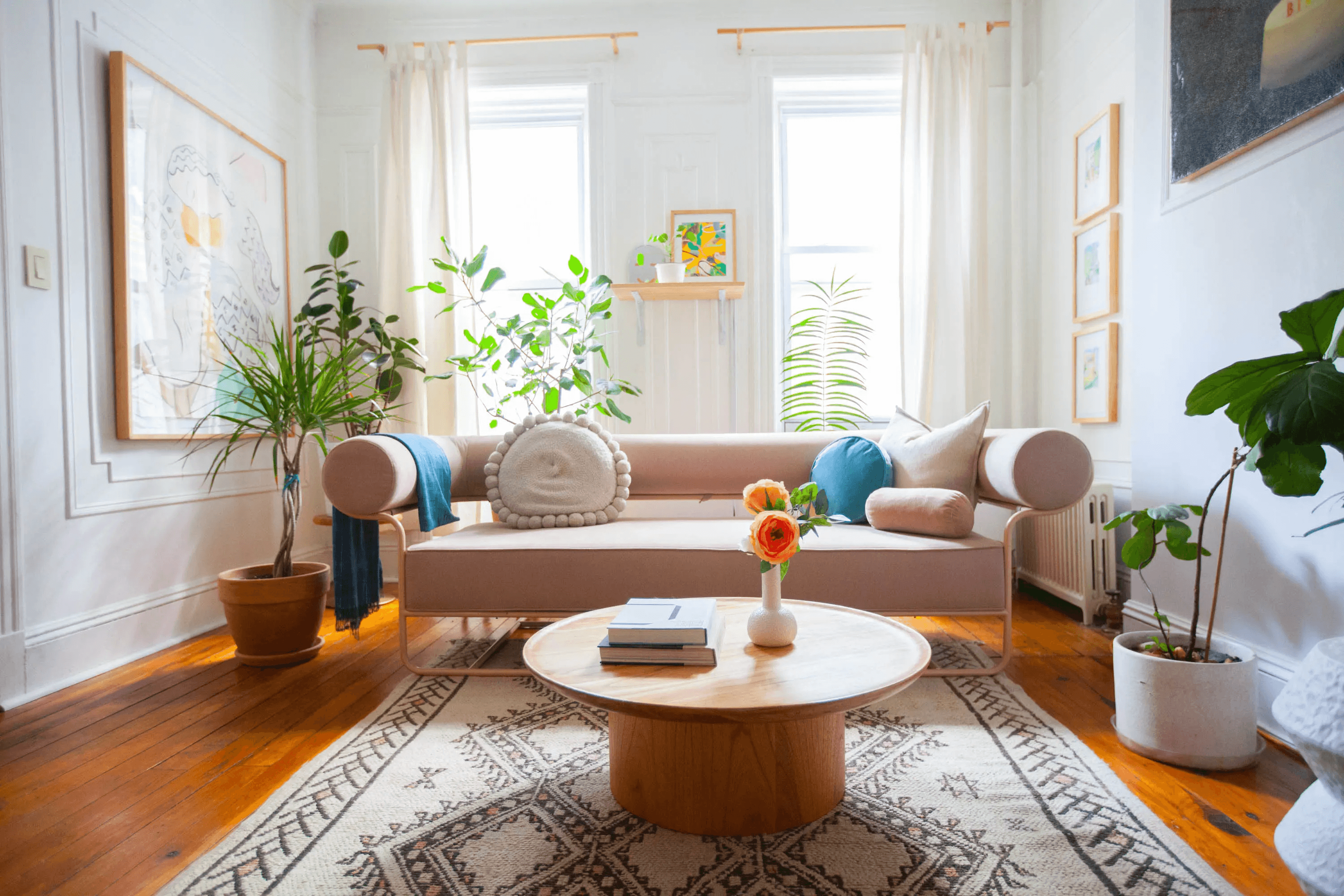 what is the best furniture for a small apartment
