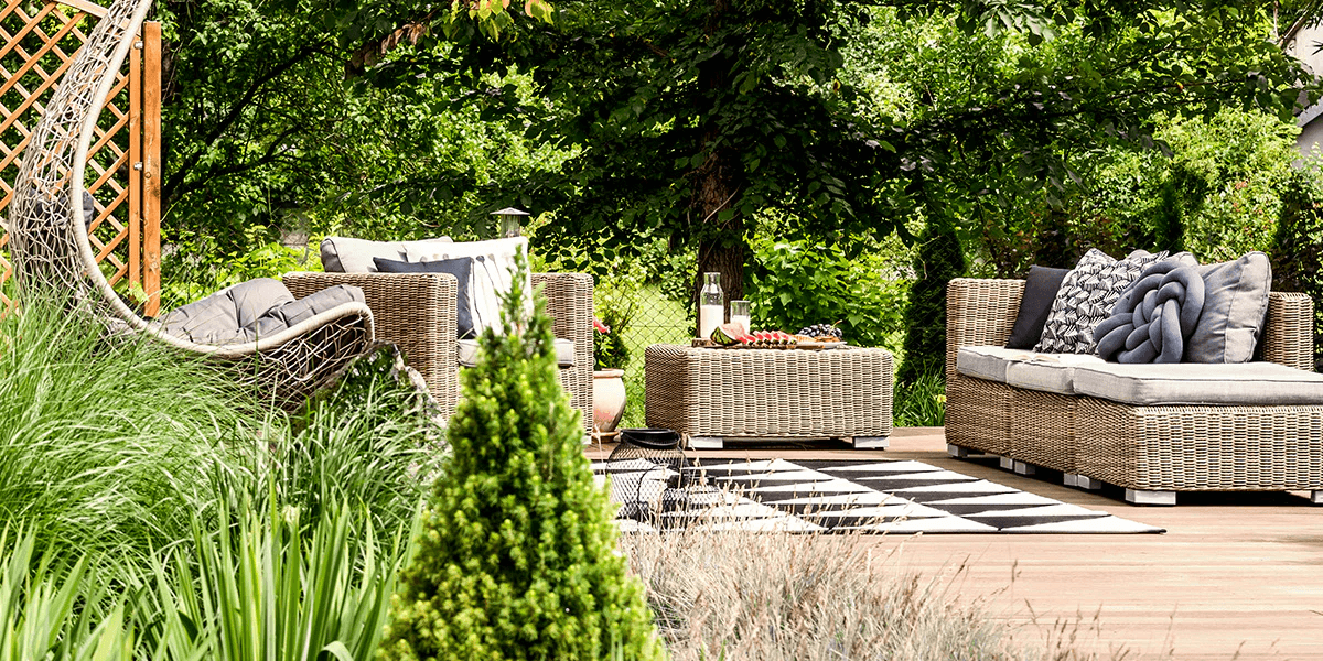 when is the best time to buy garden furniture​