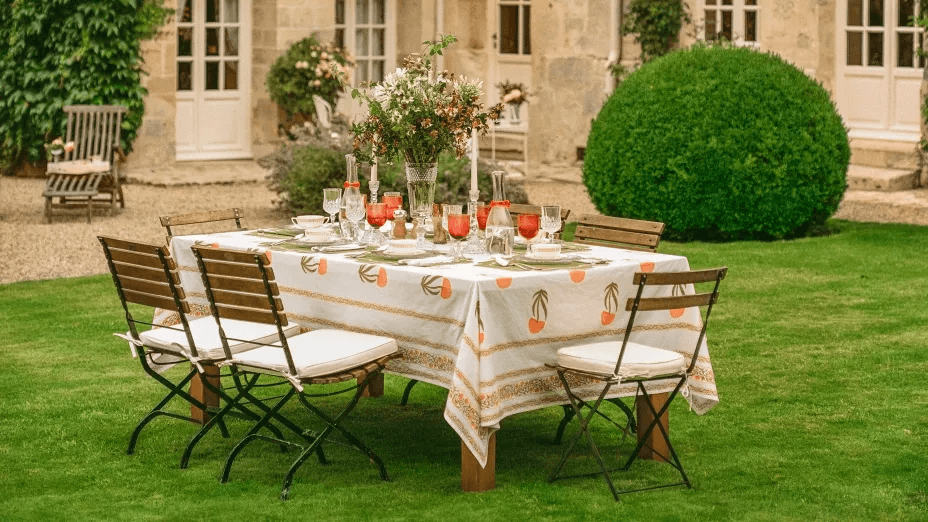 when is the best time to buy garden furniture​