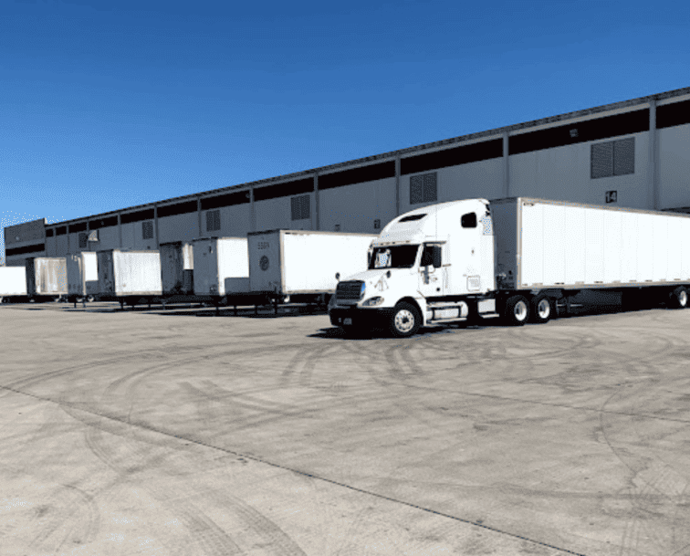 Outside of Buske Logistics fulfillment center & 3PL warehouse in Frankfort, KY